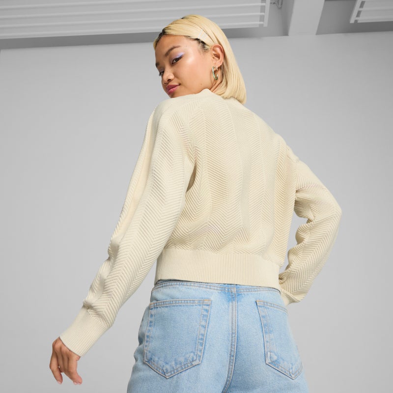 PUMA T7 Knitted V-Neck Womens Beige Crew Pullover - Image 4
